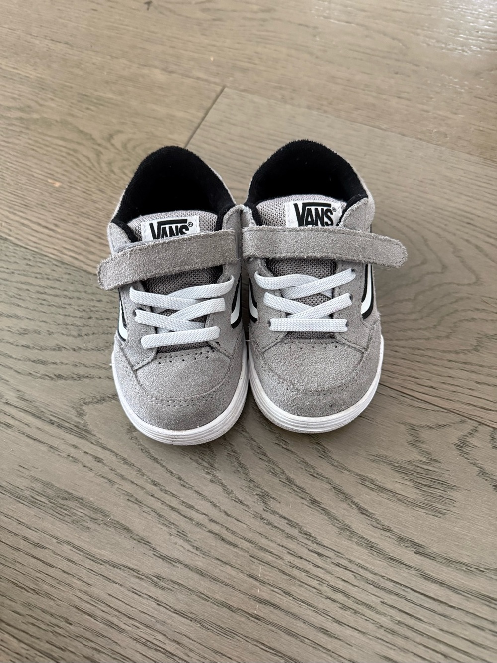 Vans Gray Suede Lace-Up Velcro Sneakers Toddler size 7